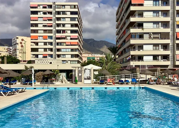 La Nogalera Modern And Spacious Apartment With Pool And Sea View