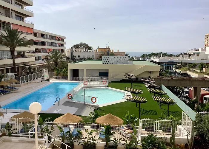 La Nogalera Modern And Spacious Apartment With Pool And Sea View