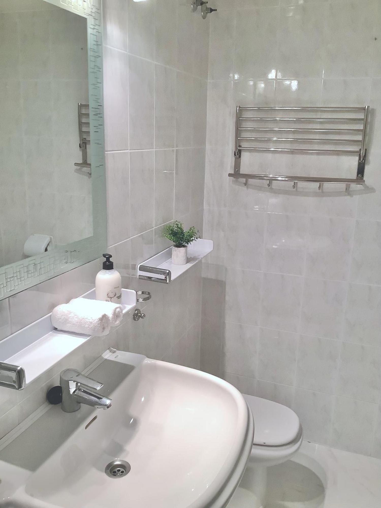La Nogalera Modern And Spacious With Pool And Sea View Apartamento