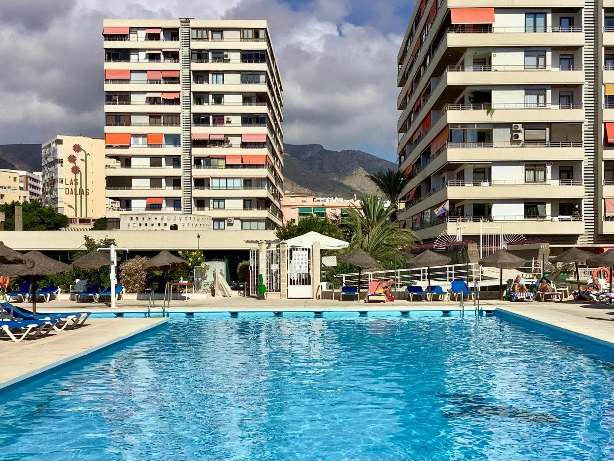 Apartamento La Nogalera Modern And Spacious With Pool And Sea View