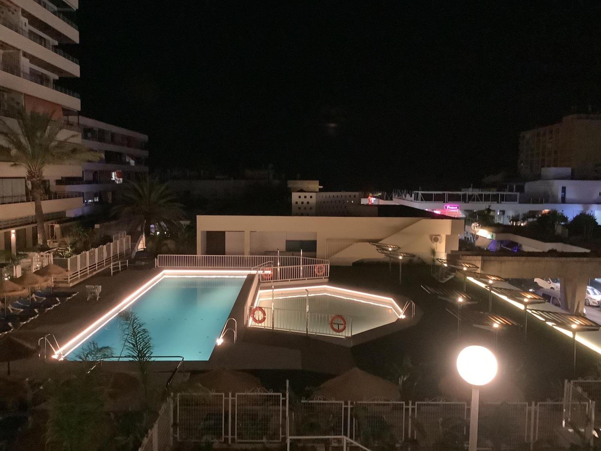 Apartamento La Nogalera Modern And Spacious With Pool And Sea View *